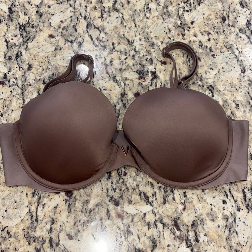 “Victoria’s Secret” Lined Demi Bra